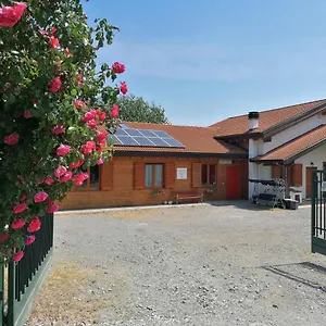 https://agriturismo-bio-apipoli.it-lombardy.com